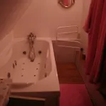 Le Clos Des Muriers Bed & Breakfast