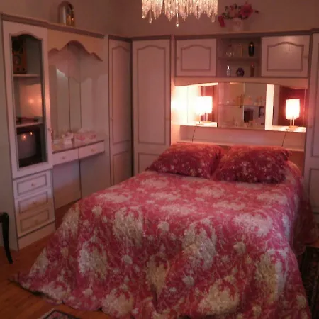 Bed & Breakfast Le Clos Des Muriers 3*